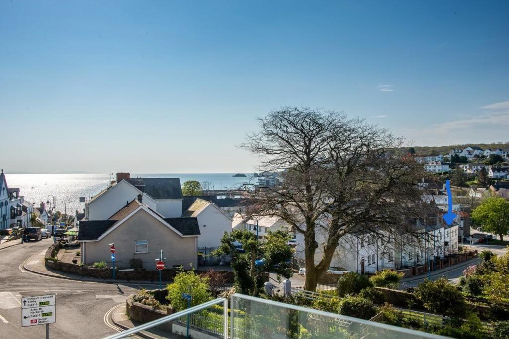 Central Modern Townhouse In Saundersfoot Villa Exterior foto